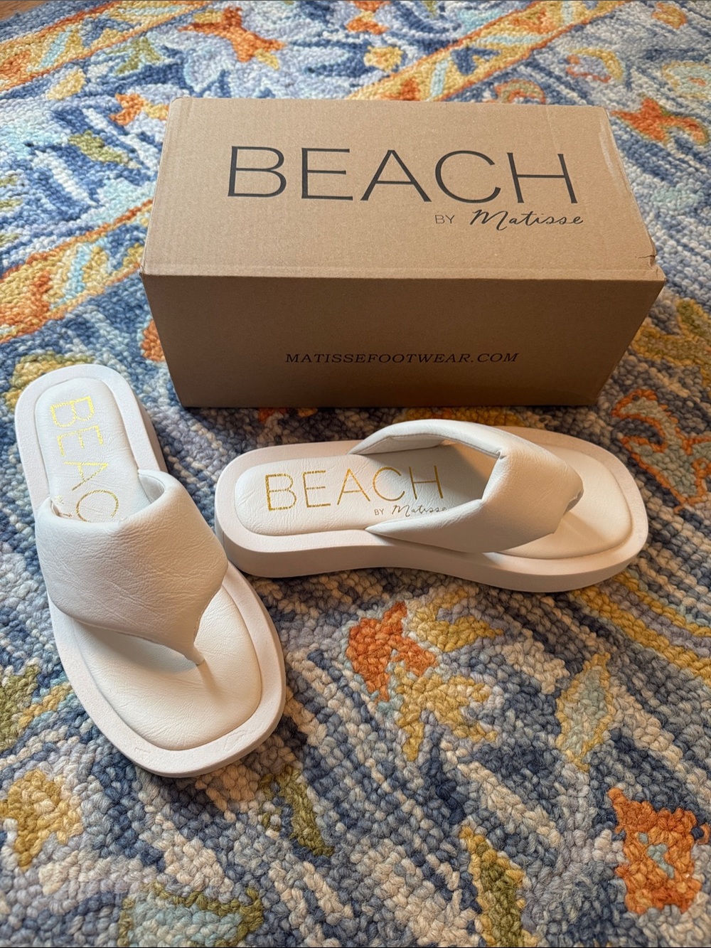 Anthropologie Beach by Matisse Padded Thong Sandals with Gold Logo